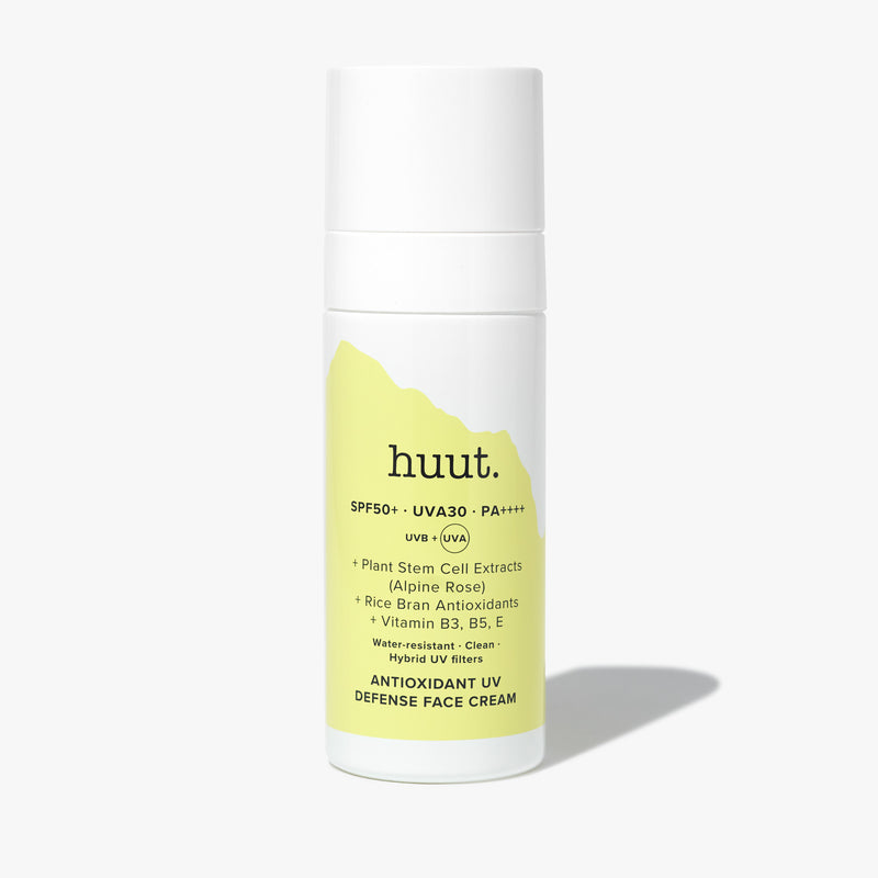 SENSITIVE AND OIL-FREE SUN FLUID SPF50+