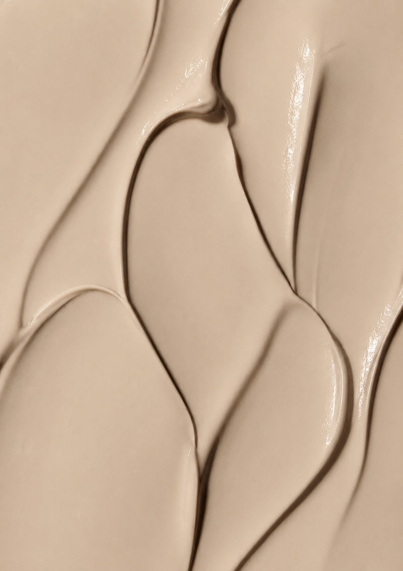 SENSITIVE AND OIL-FREE SUN FLUID SPF50+